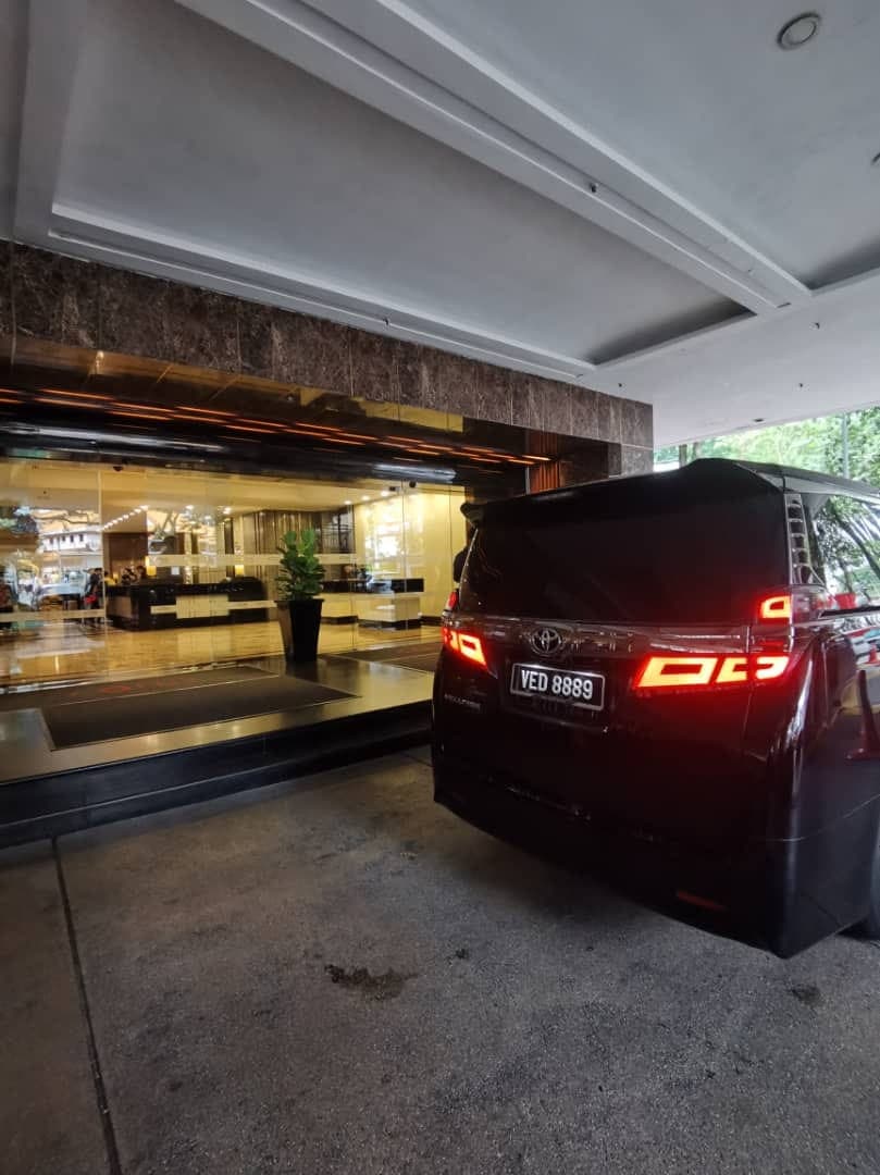 Business executive in premium MPV for corporate meetings